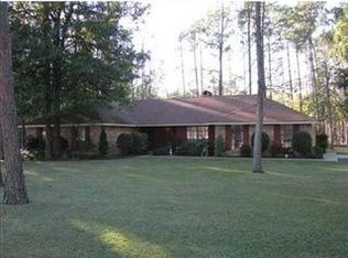 61143 Queen Ann Dr, Lacombe, LA 70445