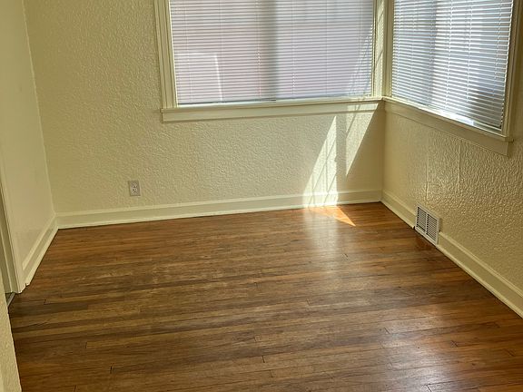 5th image of 7010 35th Ave NE