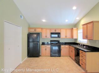 6520 Pearcrest Rd, Las Vegas, NV 89108