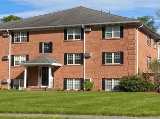 30 Leonard Rd UNIT 30, Boxborough, MA 01719