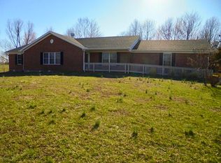 3095 Goshen Trail Rd, Eldorado, IL 62930