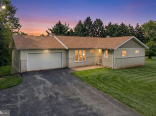 2071 Palomino Rd, Dover, PA 17315