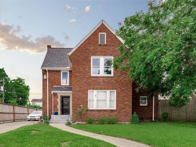 2208 Blodgett St, Houston, TX, 77004
