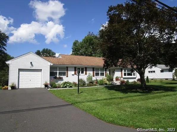 88 Whitehill Drive, West Hartford, CT 06117