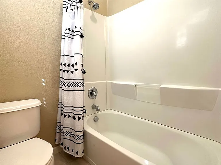 3895 Bethpage St — Photo 24