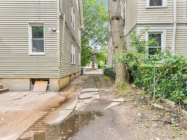 260 Orchard St #2 — Photo 25