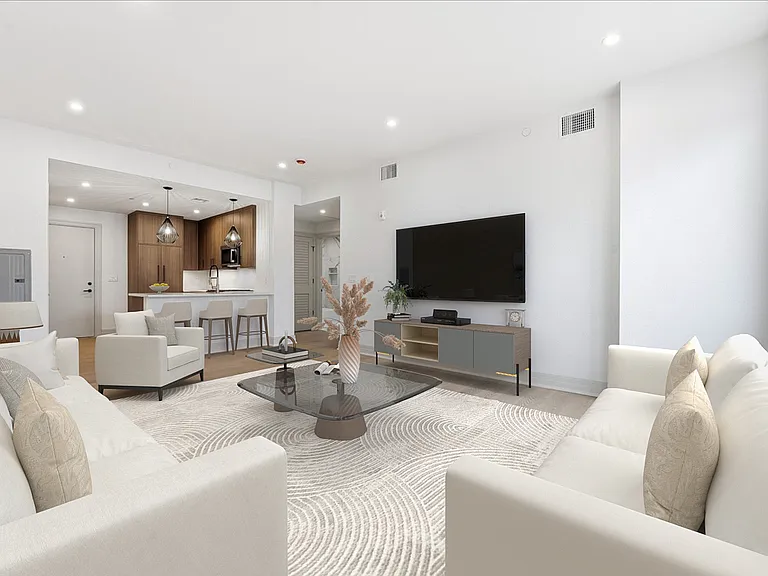 931 Madison St #205 — Photo 8