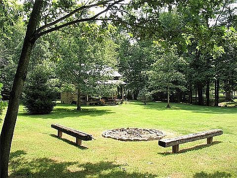 4th image of 1303 S County Road 525 W
