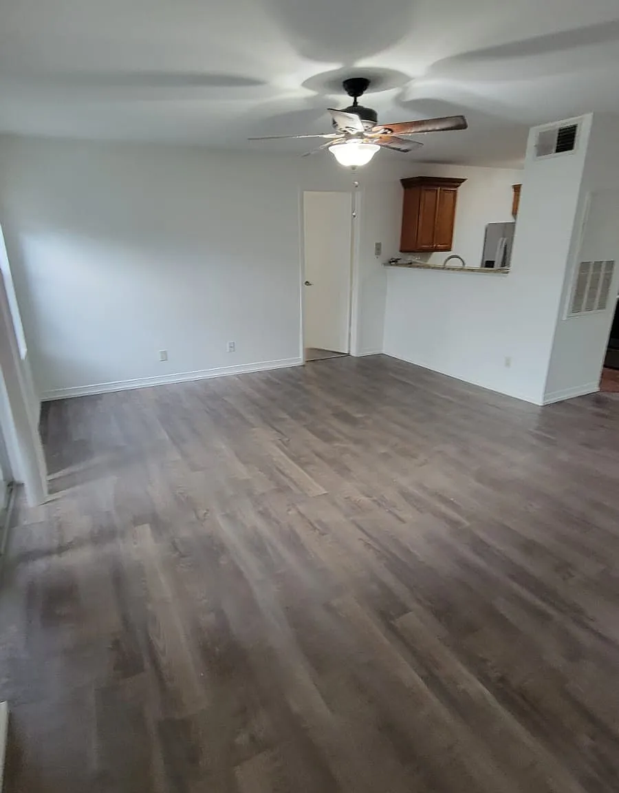 4720 Walden Cir — Photo 1