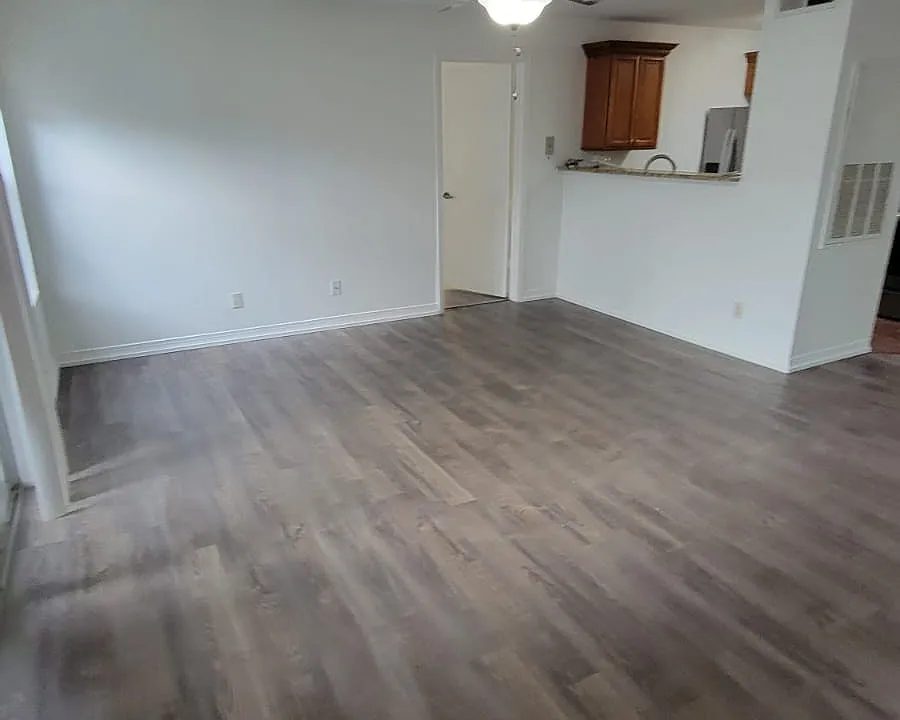4720 Walden Cir #1434
