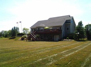 2078 N McKinley Rd, Flushing, MI 48433