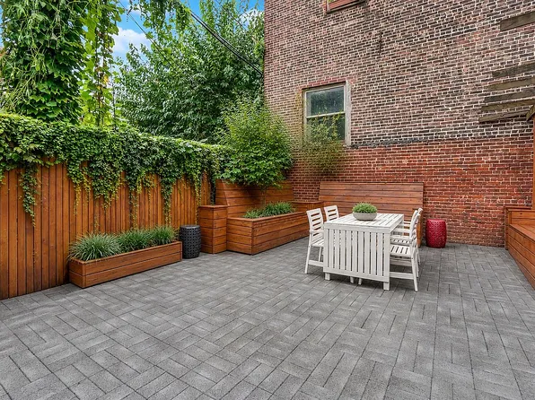 245 16th St APT 3, Brooklyn, NY 11215