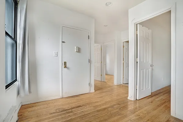 Rented by Compass | media 8