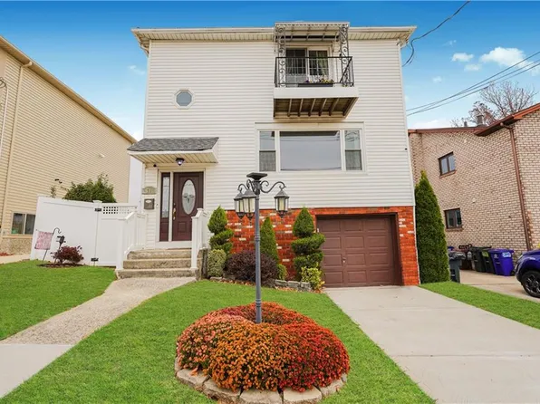 71 Groton St, Staten Island, NY 10312