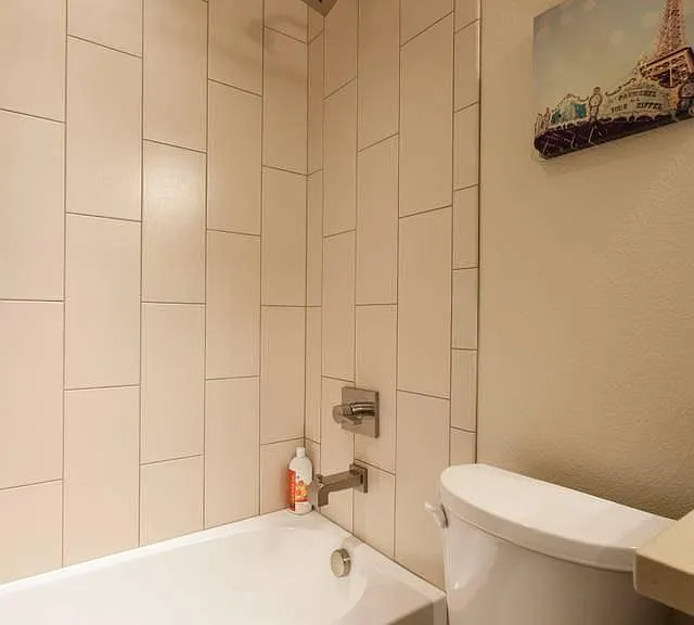 3725 Irving St — Photo 33