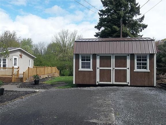 2nd image of 1963 Mapleview Dr