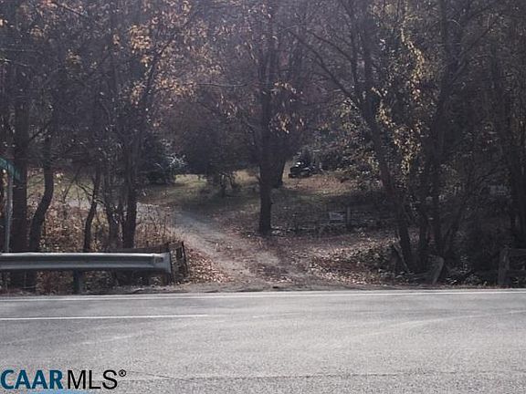 2nd image of 1023 Britts Mountain Holw
