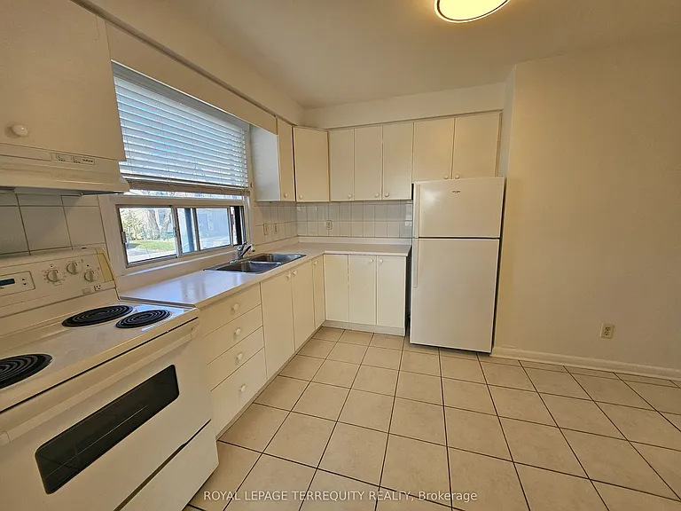 401 Winnett Ave #3 — Photo 13
