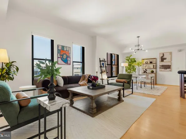 910 M St NW APT 601, Washington, DC 20001