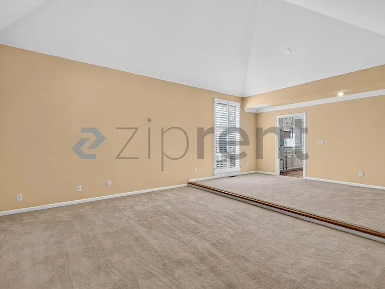 2552 Cotswold Hill Dr — Photo 7