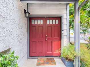 340 E Washington Blvd APT 8, Pasadena, CA 91104