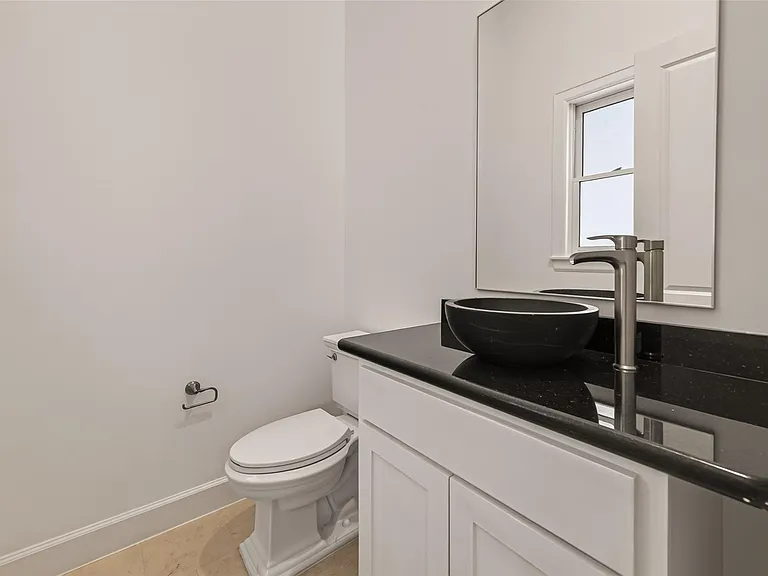2907 Argonne St — Photo 15