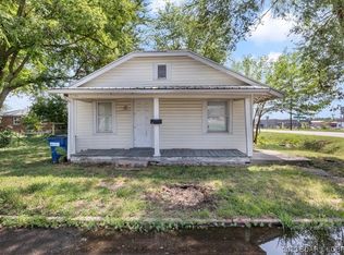 310 S Spruce St, Eldon, MO 65026
