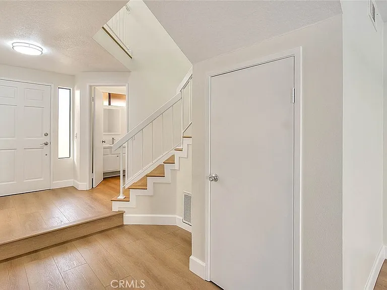 25205 Chestnutwood — Photo 33