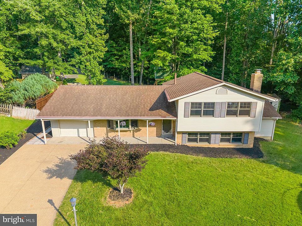 1st image of 7233 Ashview Dr