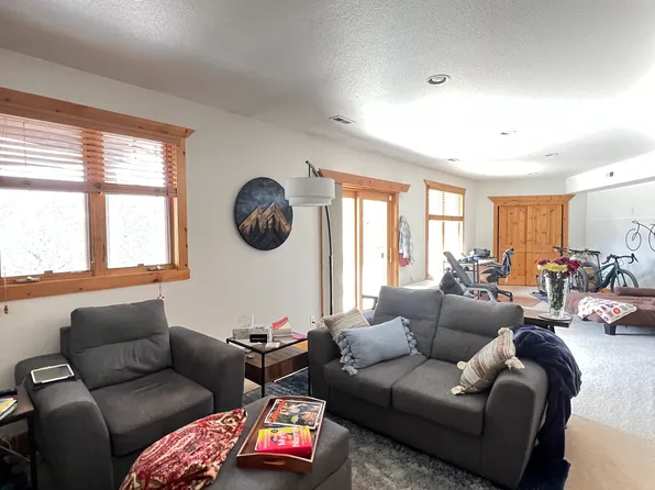 (undisclosed Address), Golden, CO 80401