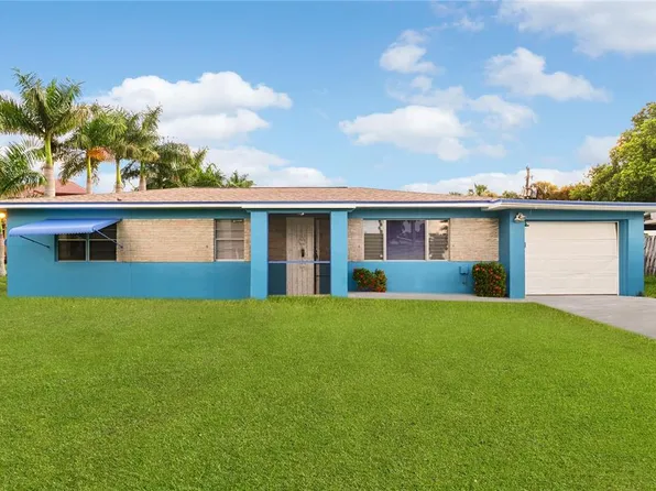2055 MARAVILLA CIRCLE, FORT MYERS, FL 33901
