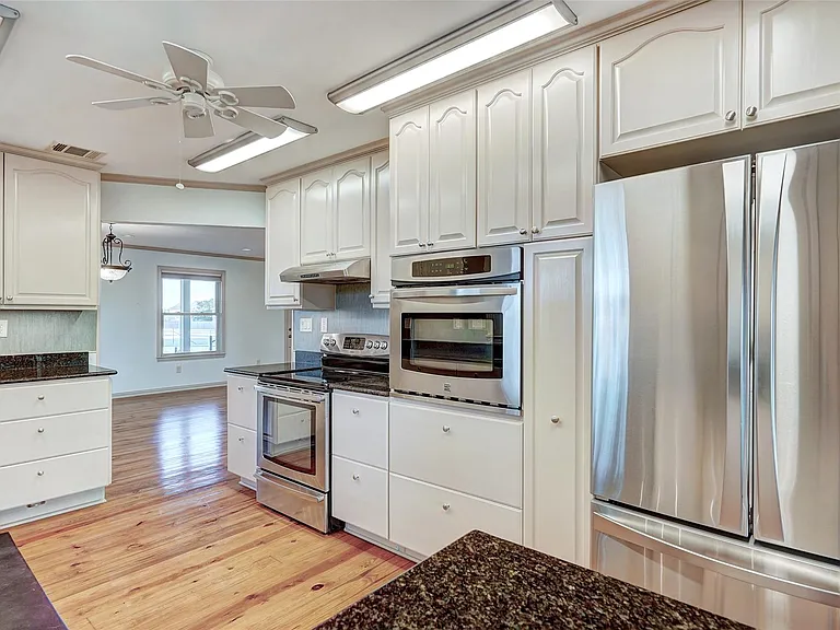 800 County Road 117 — Photo 22