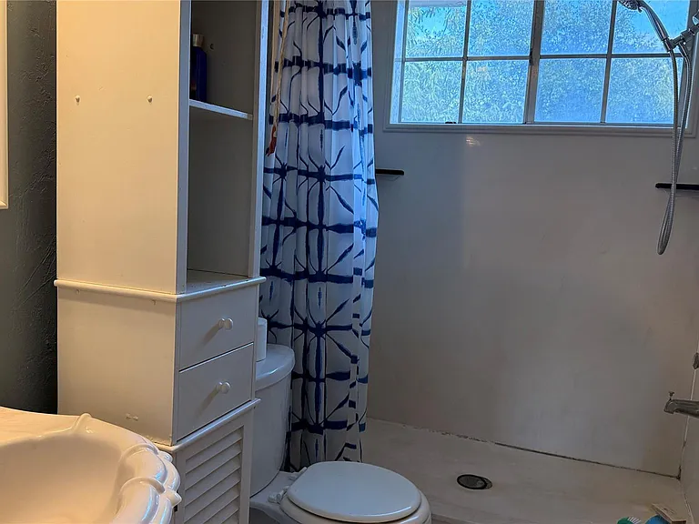 10310 Hedge Way Dr — Photo 13
