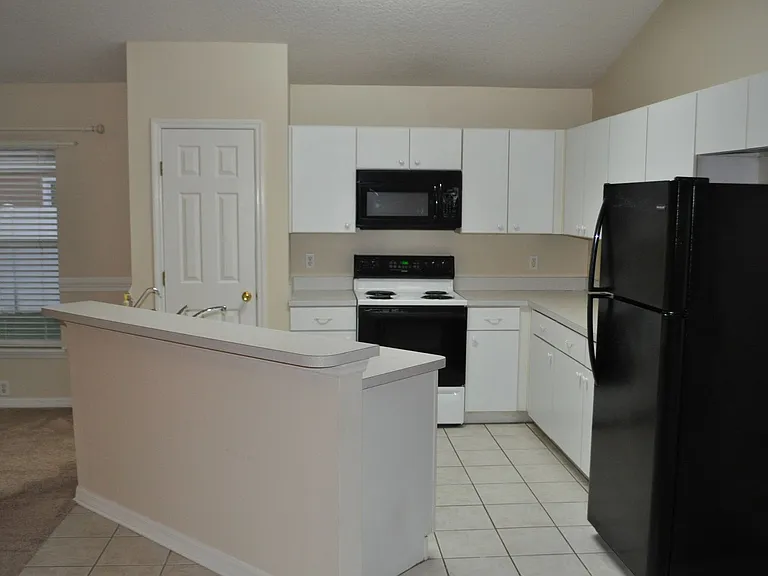 16 Russman Ln — Photo 9