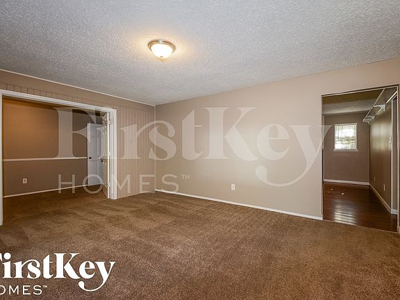 2nd image of 6176 Silver Fox Dr