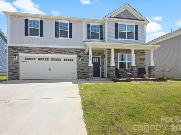 9223 Poquoson Dr, Gastonia, NC 28056