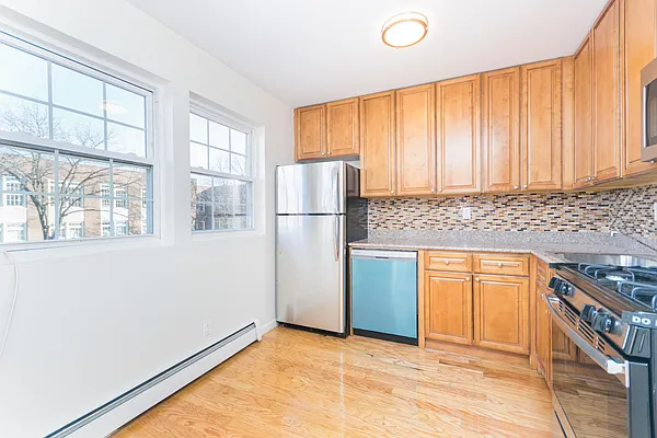 Rented by EXIT Realty Premium | media 13