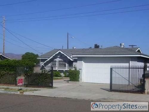 1st image of 7431 Woodridge Way
