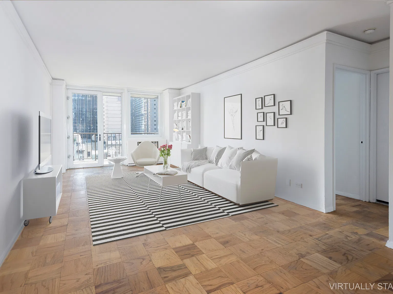 230 W 55th St — Photo 1