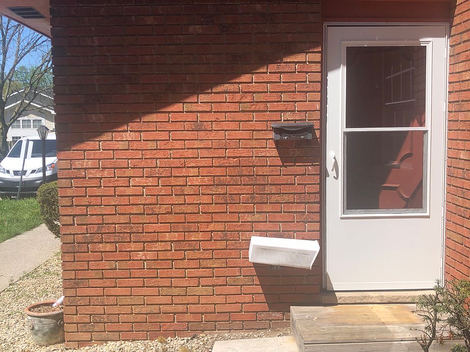 Unit Entrance