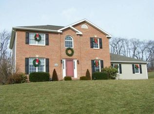 83 Hunt Club Dr, Bloomsburg, PA 17815