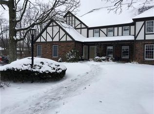 222 Allenberry Cir, Pittsburgh, PA 15234