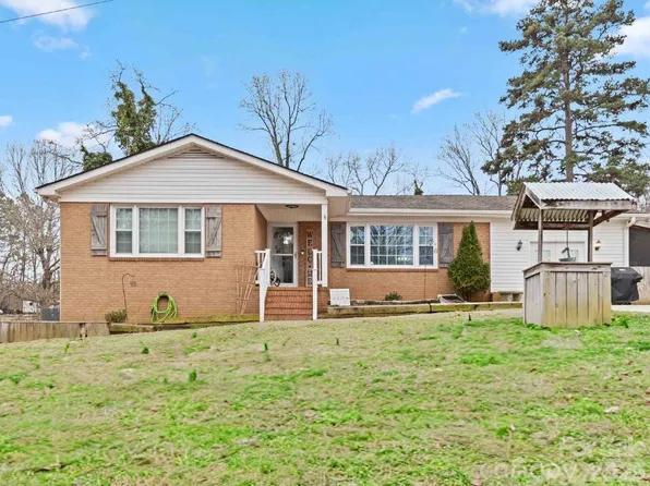 2227 Kenwood Dr, Kannapolis, NC 28081
