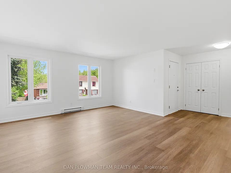 176 Nassau St #1