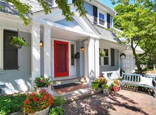 3482 N Frederick Ave, Milwaukee, WI