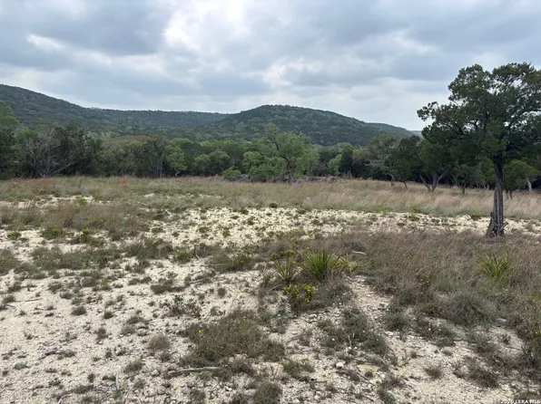 595 CANYON FRST LOT 10, Helotes, TX 78023