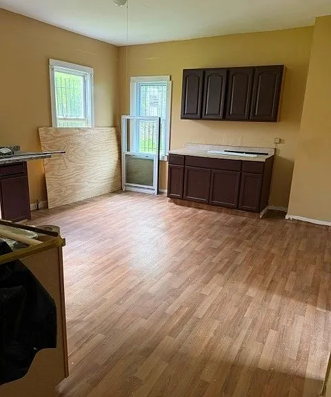518 Wilson St — Photo 8