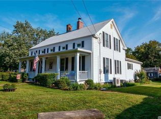 18 Bayview Ave, East Setauket, NY