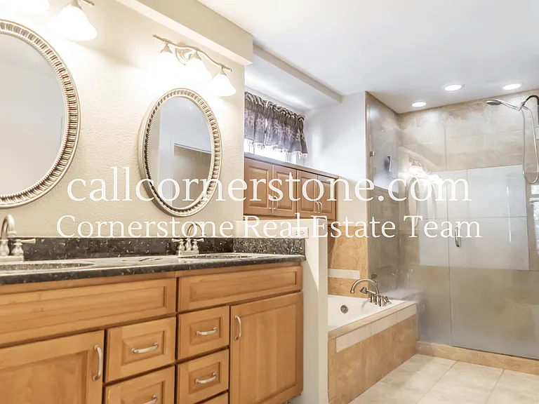 4640 Kashmire Dr — Photo 17