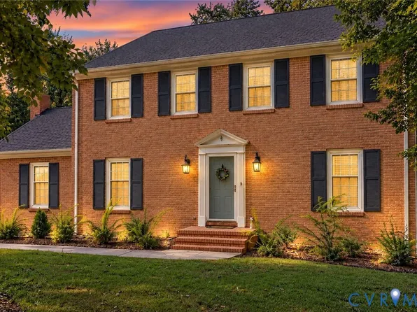 1710 Price Dr, Farmville, VA 23901
